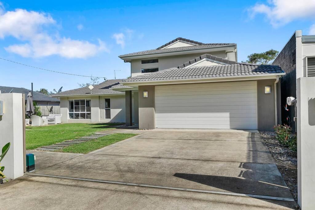 Bayside Bliss! Villa Beachmere Exterior photo